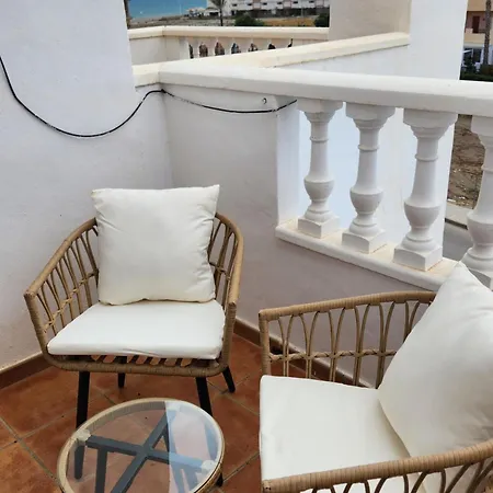 Triplex Adosado De Cuatro De Esencia Maritima A 2 Minutos De La Playa! Vera