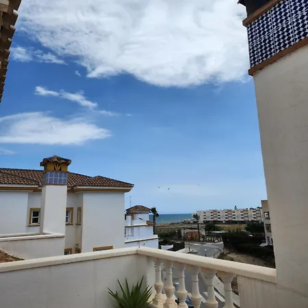 Holiday home Triplex Adosado De Cuatro De Esencia Maritima A 2 Minutos De La Playa!