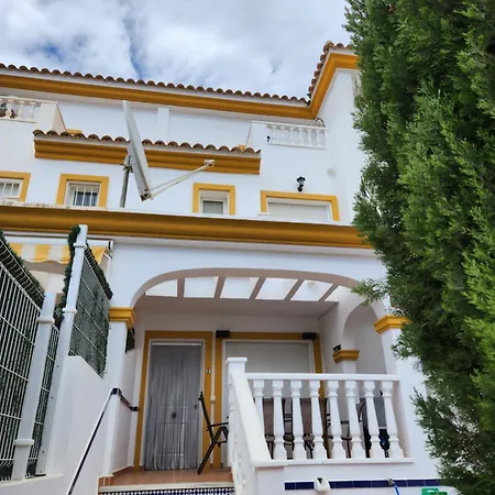 Holiday home Triplex Adosado De Cuatro De Esencia Maritima A 2 Minutos De La Playa!