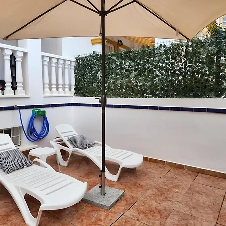 Holiday home Triplex Adosado De Cuatro De Esencia Maritima A 2 Minutos De La Playa!
